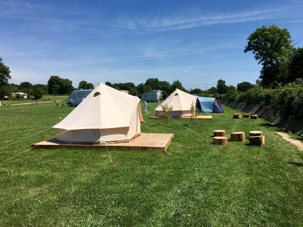 O2 Camping Longueville  Luaran gambar